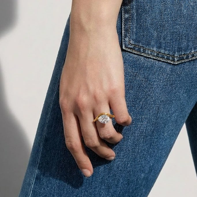 Ripple Diamond Gold Ring