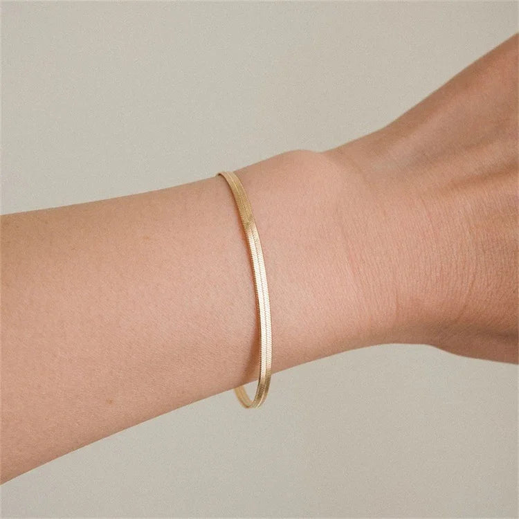 Nova Herringbone Bracelet