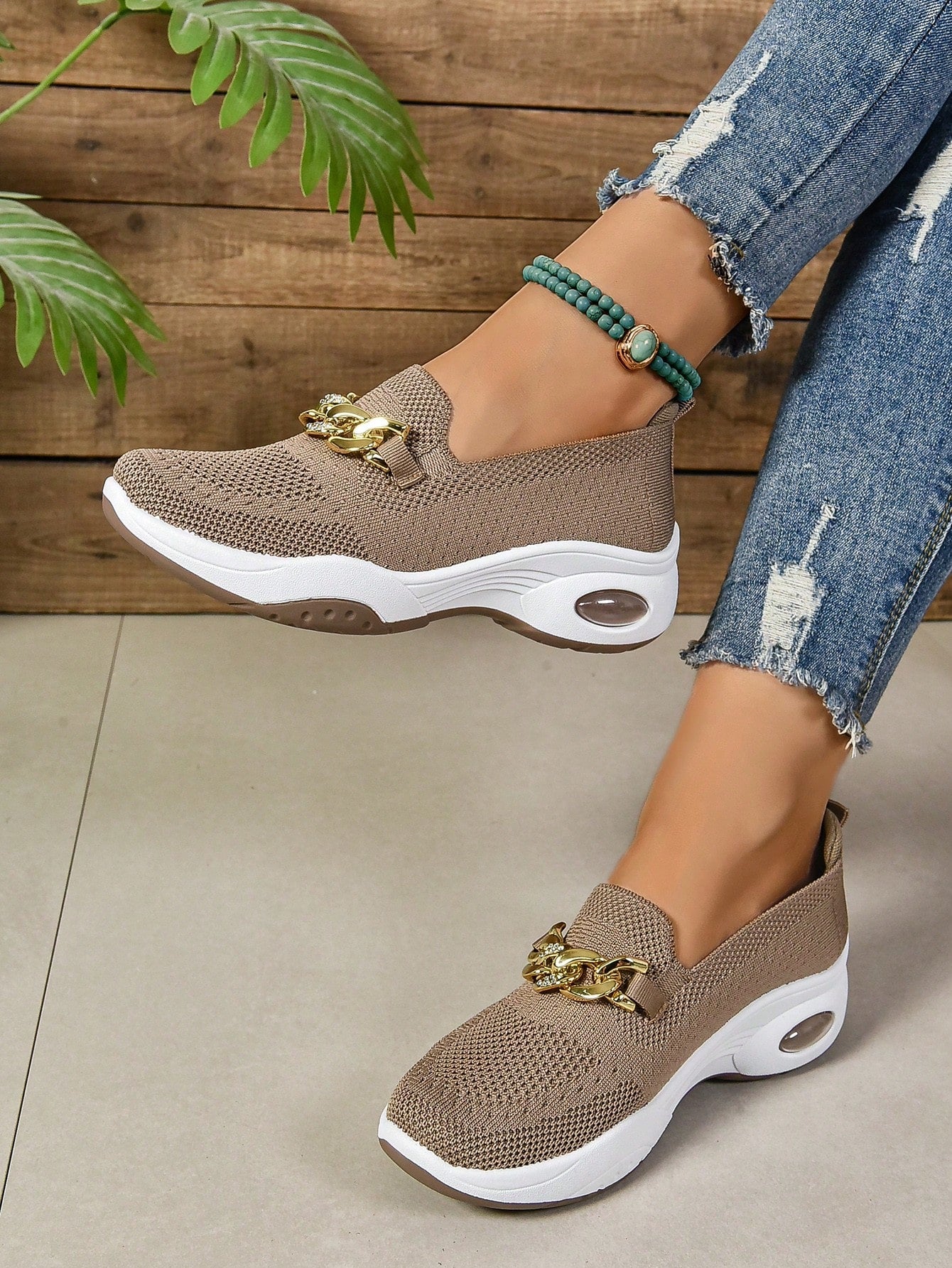 Alice Breeze Lightweight Walking Shoes