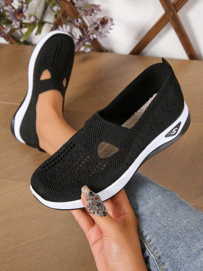 Alice Breeze Lightweight Walking Shoes