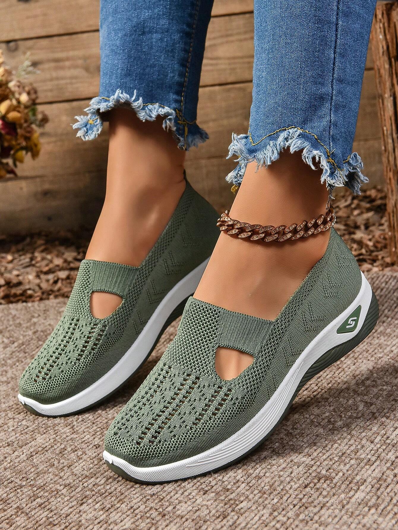 Alice Breeze Lightweight Walking Shoes