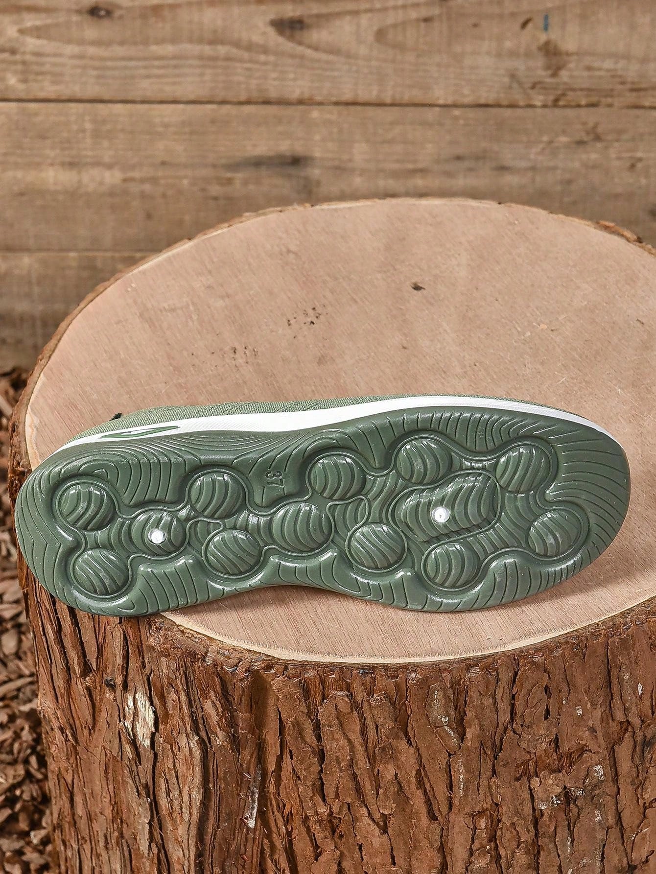 Alice Breeze Lightweight Walking Shoes