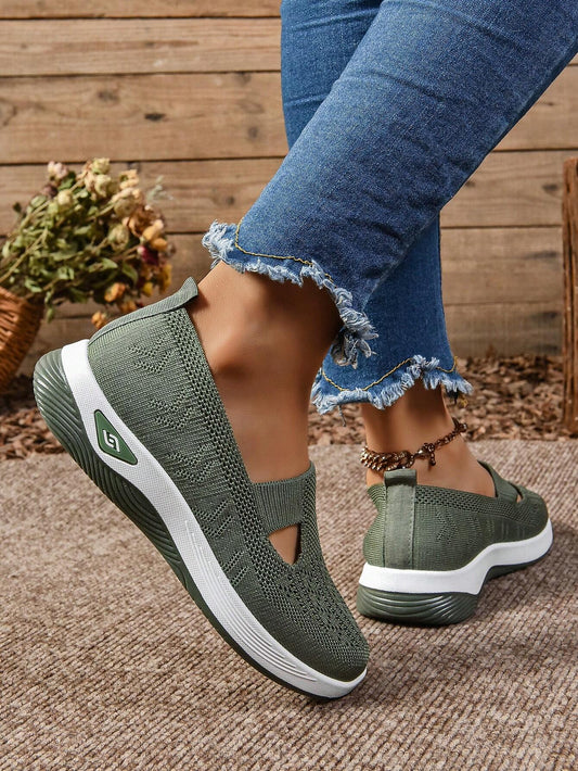 Alice Breeze Lightweight Walking Shoes