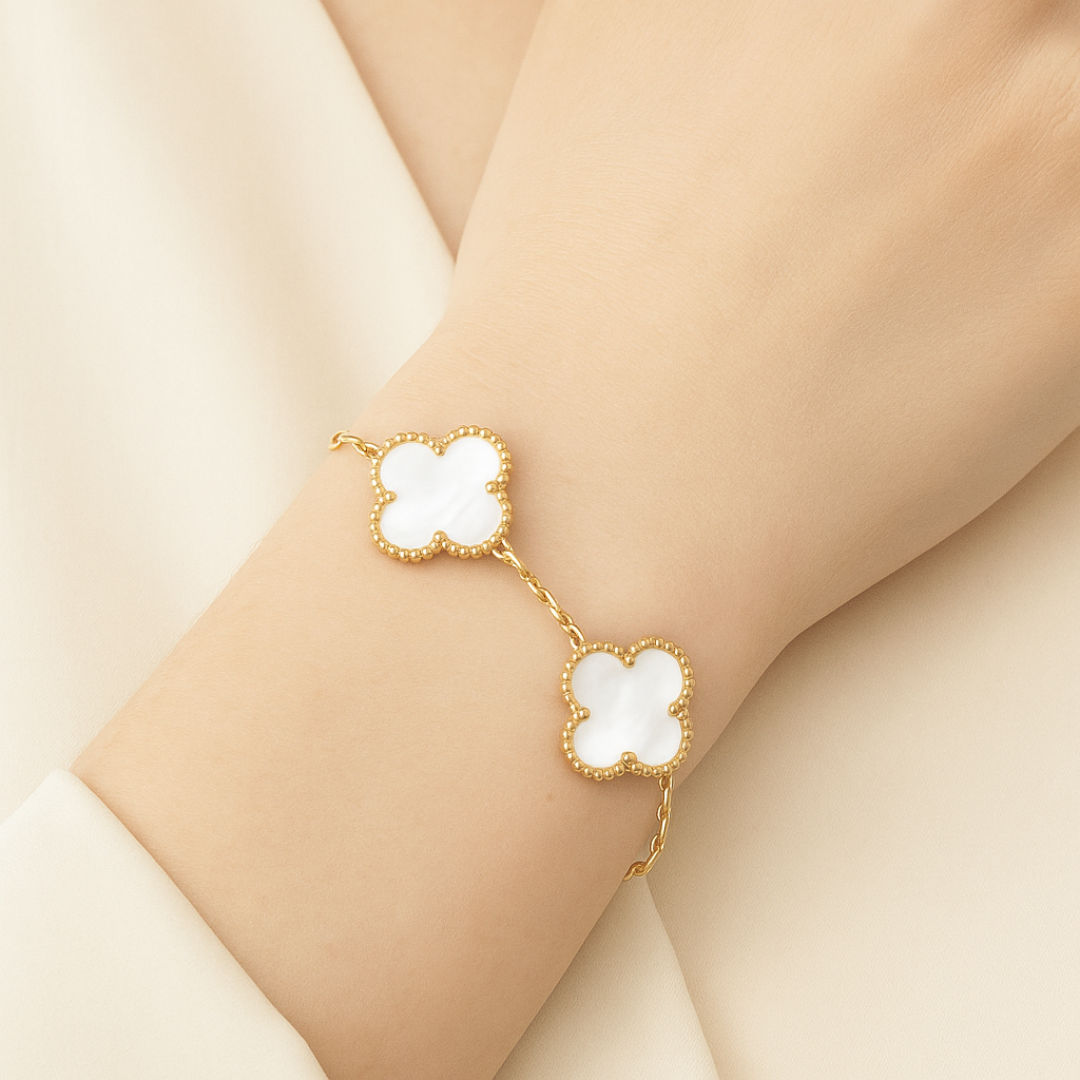 Aura Clover Bracelet