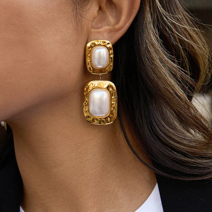 Elara Pearl Drop Earrings