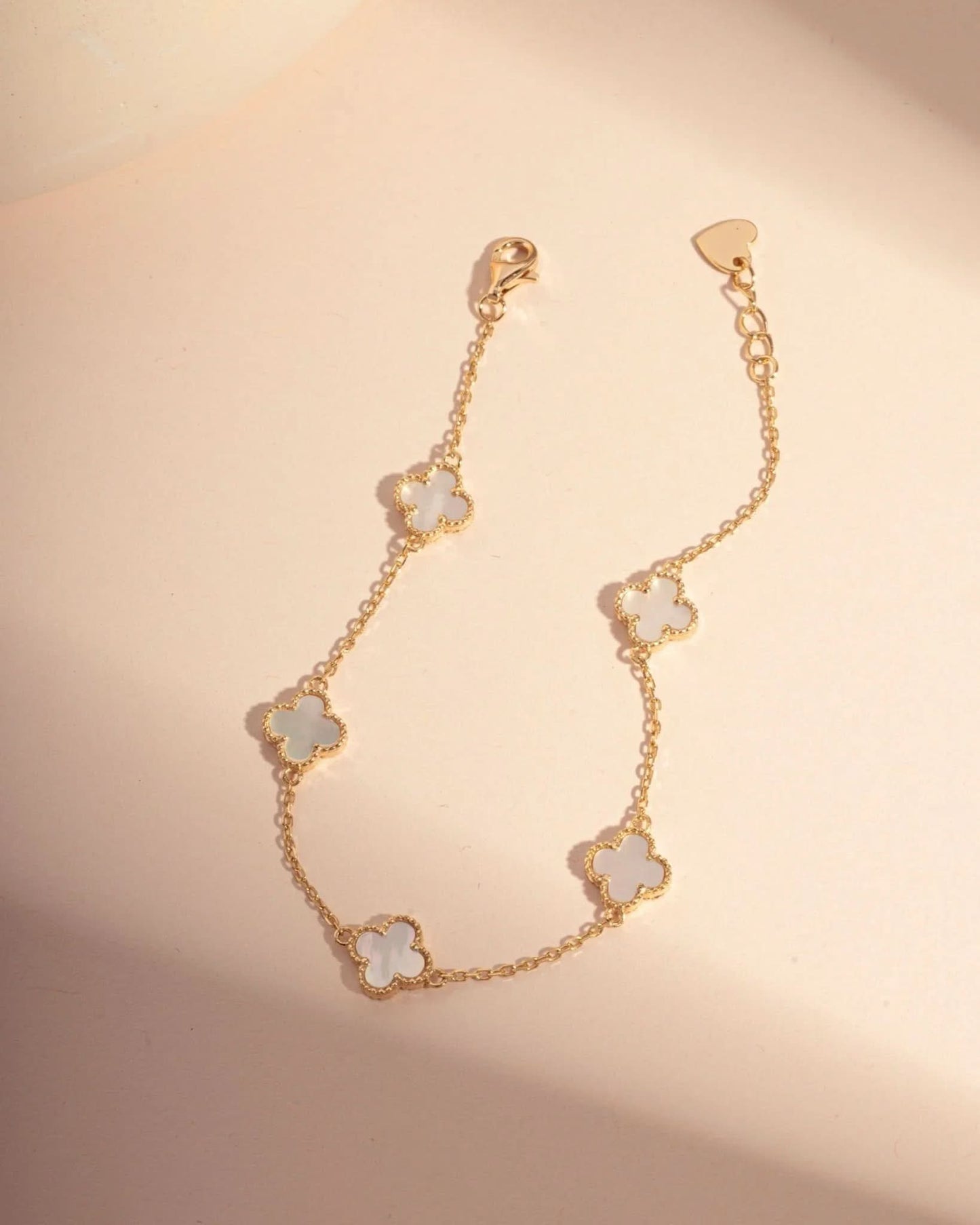 Clover Pearl Chain Bracelet