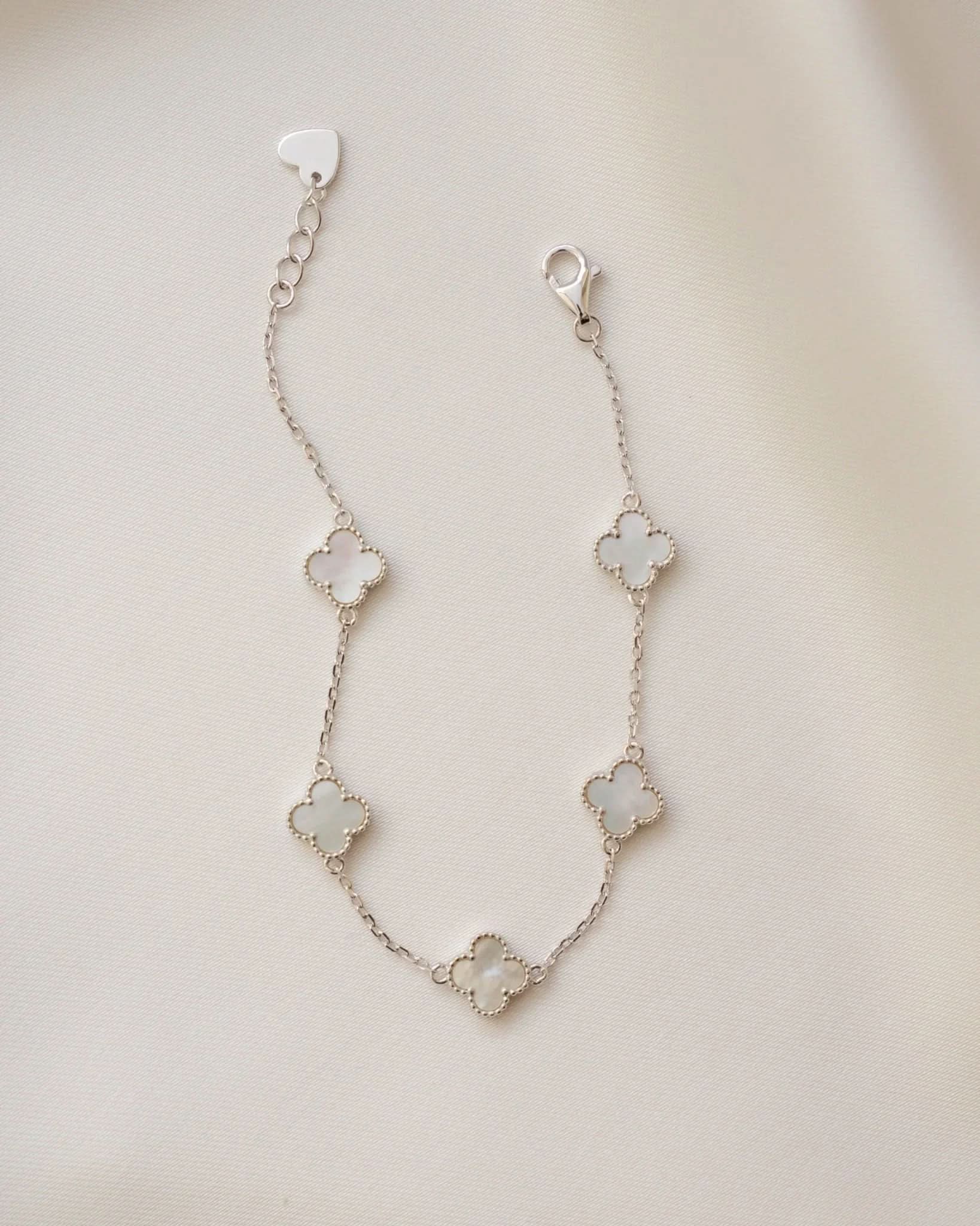 Clover Pearl Chain Bracelet