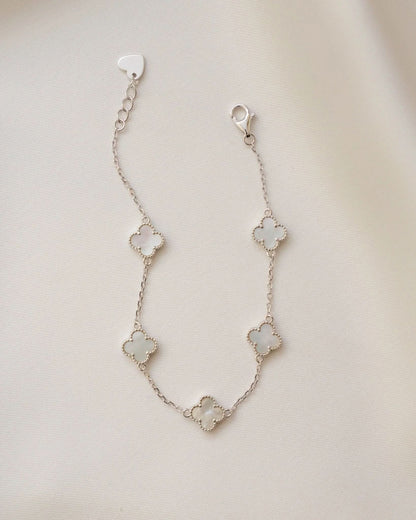 Clover Pearl Chain Bracelet